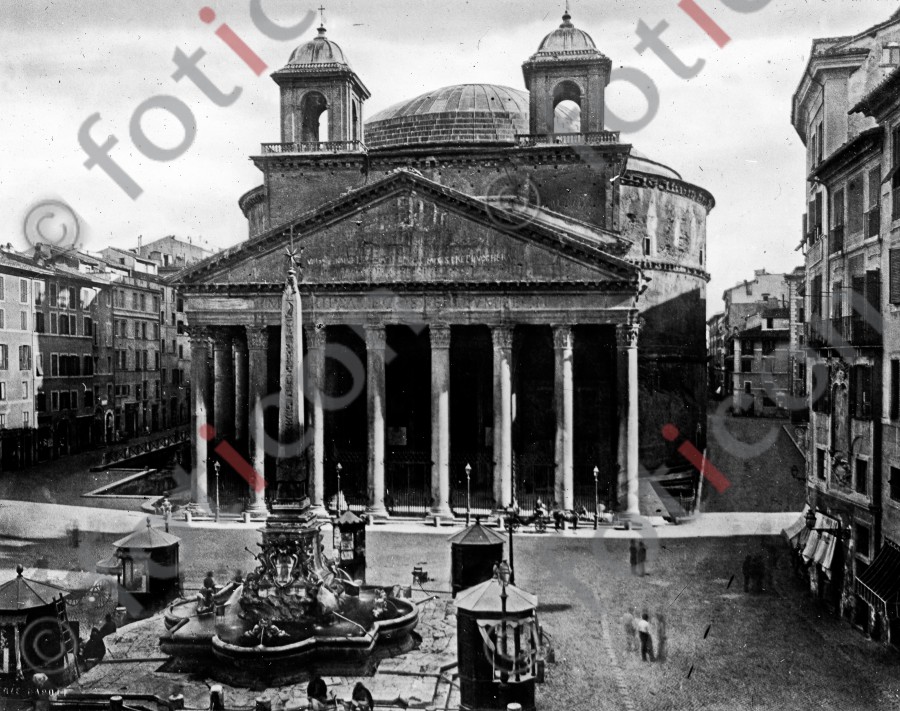 Pantheon | Pantheon  (foticon-simon-037-034-sw.jpg)